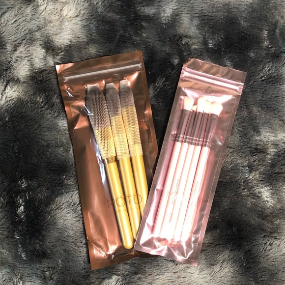 Make up bundle - Picture 9 of 10